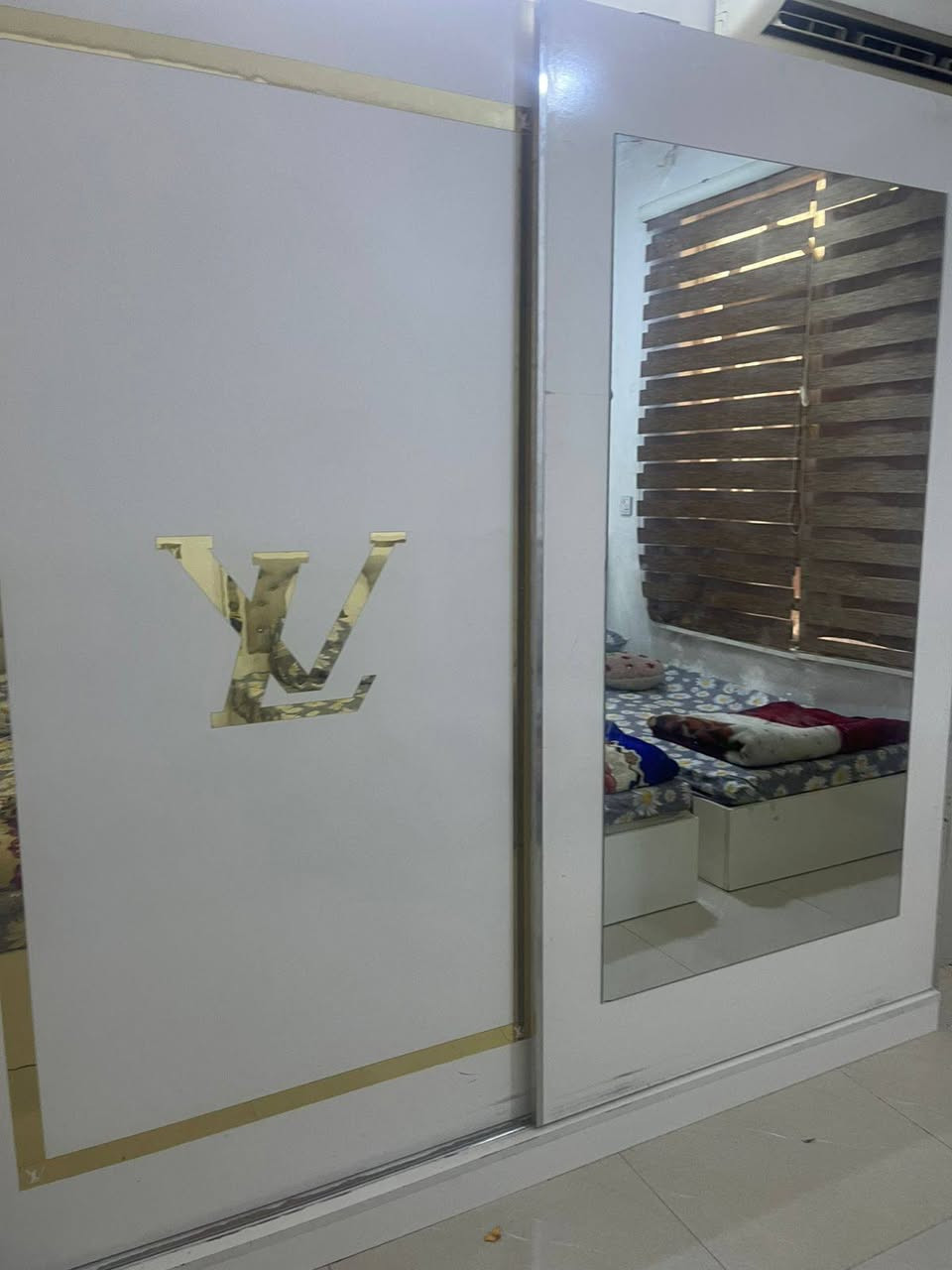 غرفة للبيع 3اسرة 450 بيها مجال


**إذا كنت صاحب هذا الإعلان وتريد حذفه لأي سبب، رجاءا أرسل رسالة إلى الدعم الفني**