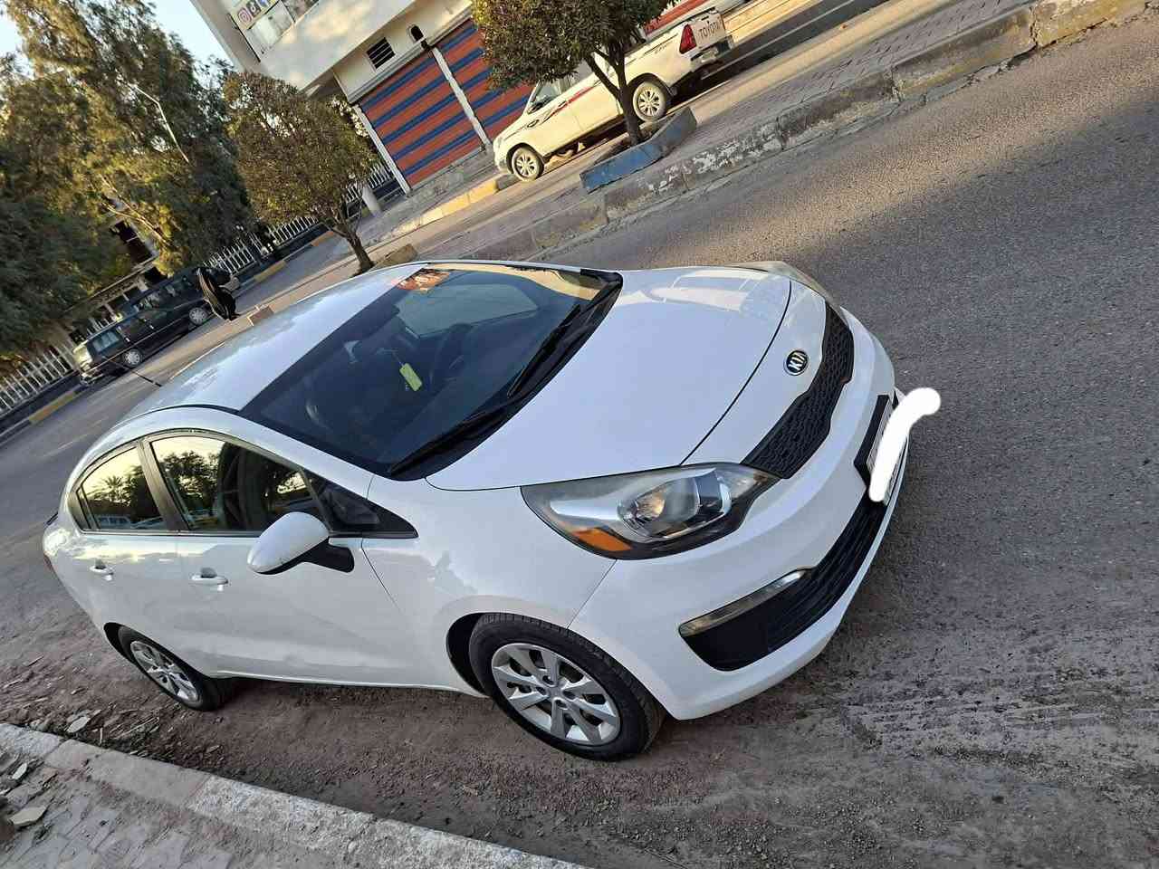 كيا ريو  2016
محرك و كير و كهربائيات حداديه جاهز بدون نواقص 

بيها مكانات صبغ 

السونر بالمنشور 

سياره جاهزه من كل النواحي 

مكان السياره بعقوبه شارع خريسان 

للاستفسار ***********
