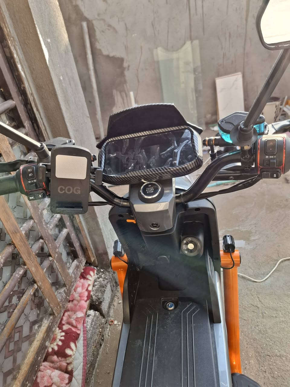 دراجة g900 مديل 2026 الدراجة زيرو توني مشتريه مشحونه ٦ مرات بطاريات 32 توني مشتريه حته الوصل مالته موجود منشور تشتغل بصمة وبيه ام بي ٣ وبيه هواي مواصفات ما اعرفلهن السعر 590 الف 
***********
