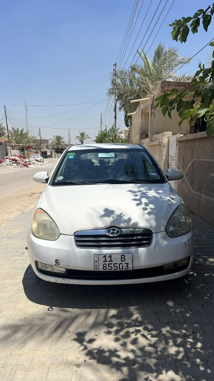 سلام عليكم هونداي اكسنت هاج باك تك باب 4 راكب موديل 2007 حجم المحرك 1600 اقتصادي كلش وارد خليجي جام كهرباء كامره تحكم بل مري  كير(اوتماتيك) ويل كب سبير جديد كهربائيات وكير وتبريد وتدفئة ومكينة كله شغال  وباتري كله جديد  سياره نضيفه ومال بيت رقم بغداد بأسمي مكاتبه مروريه وشرط التحويل سعر 65 وبيه مجال
***********بي واتساب
