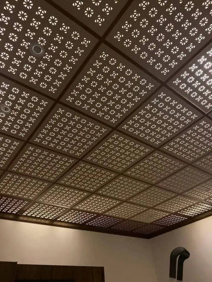 مستعدون لعمل الاصباغ وسقوف الثانوية وديكور 
*********** / #البصرة
