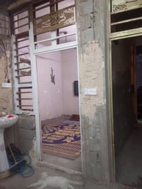 بيت طابقين • ١٠٠م • ٤ غرف