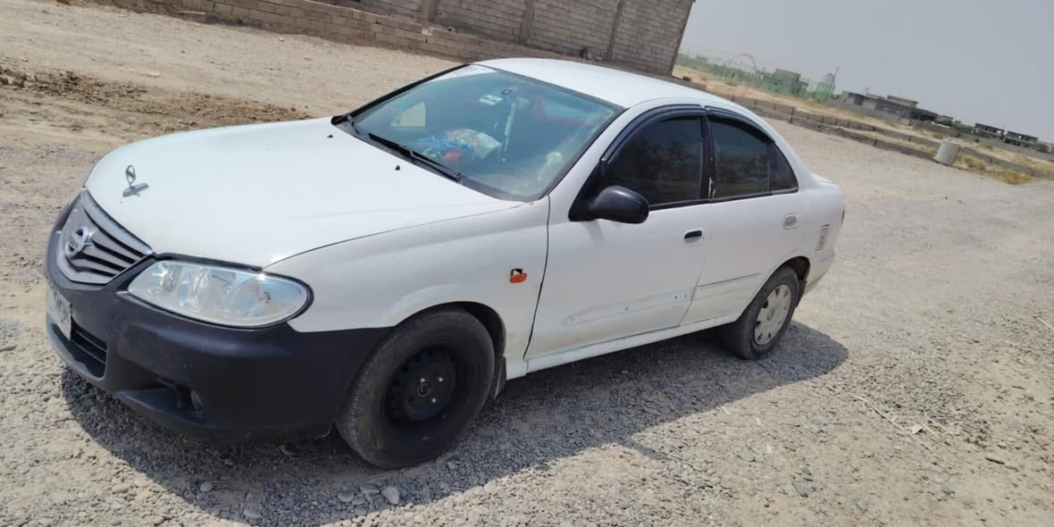 سني 2001 محدثه 11 كير عادي بلادي مصبوغه عام رقم صدامي سنويه عضم عاج كير محرك تبريد شرط تدفئه نار مكانها تكريت صاحبها ابن عمي طالب عليها 44

***********
