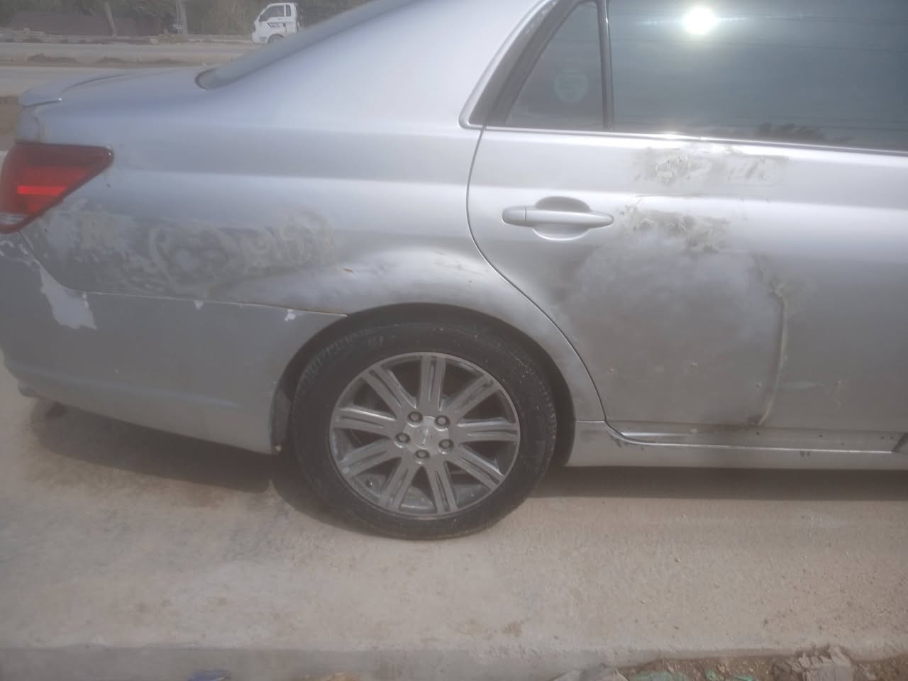 السلام عليكم
افلون ٢٠٠٨ وارد امريكي بيها ضربه كما موضح في الصوره والباقي مكفوله مصبوغه عام جماليه فقط اثر جراد سياره جاهزه اي نقص مابيها كير مكينه تبريد تخم تاير كلها جاهزه ونظيفه رقم سليمانيه بأسمنه تريد تحويل تريد وكاله سياره جاهزه ع اخر حبايه عوزها بس صبغ مكان الضربه ابو ستوته ضربني وصلحتها والباقي كفاله 
السعر 105 وبيها مجال للشراي 
مكاني ناصريه مركز
***********
