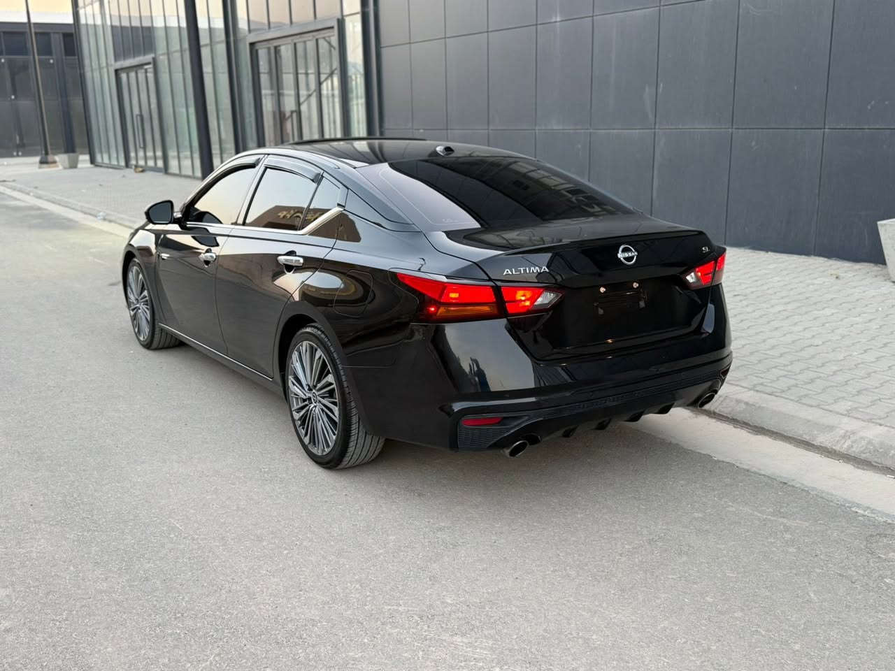 𝟐𝟎𝟐𝟑 𝐍𝐈𝐒𝐒𝐀𝐍 𝐀𝐋𝐓𝐈𝐌A :SL
نيسان التيما (SL)اعلى فئه فول VIPموديل : 2023
السعر 170 بيها مجال 
رقم سليمانيه سنويه جديده هزه جديده 

المواصفات : 𝐒L

ابـــواب بصمة
‏‎بصمة تشـــغـــيل 
تشـــغـــيل عن بعد
شاحن وايرلس 
‏‎شاشة ايباد لمس تدعم كار بلي 
كــــامــــيرات ٣٦٠ اربعه كامرات 
اوتو ستارات (𝐀𝐔𝐓𝐎 𝐒𝐓𝐀𝐑𝐓)
اوتو ستوب (𝐀𝐔𝐓𝐎 𝐒𝐓𝐎𝐏)
رادار امامي (تحديد مسار)
‏‎رادار جانبي (نقاط عمياء)
‏‎رادار خلفي (التحذير من الاصطدام)
‏‎حساسات امامي
‏‎حساسات جانبي 
‏‎حساسات خلفي 
نظام (𝐄𝐂𝐎)
نظام (𝐍𝐎𝐑𝐌𝐀𝐋)
نظام (𝐒𝐏𝐎𝐑𝐓)
‏‎تحكمات استيرن 
استيرن هيتر
كشنات جلد 
‏‎كشنات كهربائي 
‏‎كشنات هيتر
‏‎تـــبريـــد لمس
‏‎تـــبريـــد مـــركـــزي ‏‎
قطعتين تبريد 
‏‎لايتات 𝐋𝐄𝐃 ليد عدسة زينون بيلادي‏
‏‎بكلايتات 𝐋𝐄𝐃 ليد بيلادي
‏‎ويــل كــروم حجم ١٩

عنوان بابل جبله 
***********

حادثها جاملغ وبنيد بدون دواخل  ولجاملع جهه سكن كلير فقط من امريكا ‏
