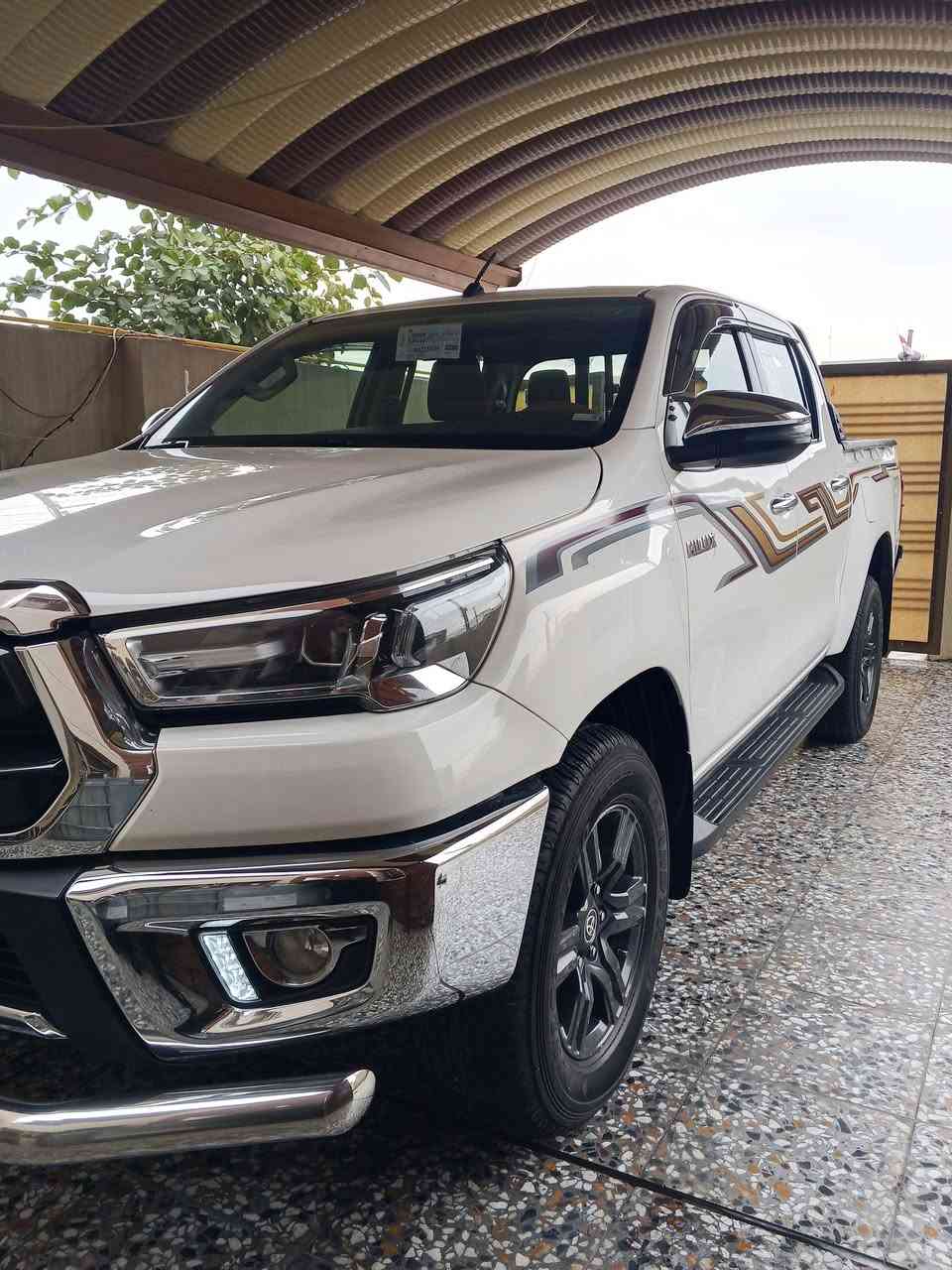 سلام عليكم للبيع 

تيوتا هايلوكس موديل 2021 فور ويل 

فوول مواصفات ساز باب أول ✅ 

رقم أربيل نكليزي سنوية بسمي تحويل مباشر 

مكفوله كفاله عامة كفاله من كل نواحي سيارة جديدة سبير منازل تخم تاير جديد دلوب جواها البصمة ثانية كتلاوكات شركة كاعيات شركة كلهن وياه ماشية 78 ألف 

السعر 310 ورجا إلي ميعجبه السعر لا يعلق ويكسر بحلال ناس خلي يندعيلي برزق 🤍 

87871363337 بشار العبيدي 

*********** بشار العبيدي
