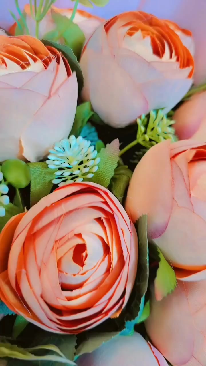 بوكيه ورد السعر 15 😍 العنوان بلدروز نهاية شارع المسبح #سمايل للهدايا مجاور  مكہٰتہٰب فدك  يتوفر توصيل بلدروز وجميع المحافضات ه‍ *********** او ***********
