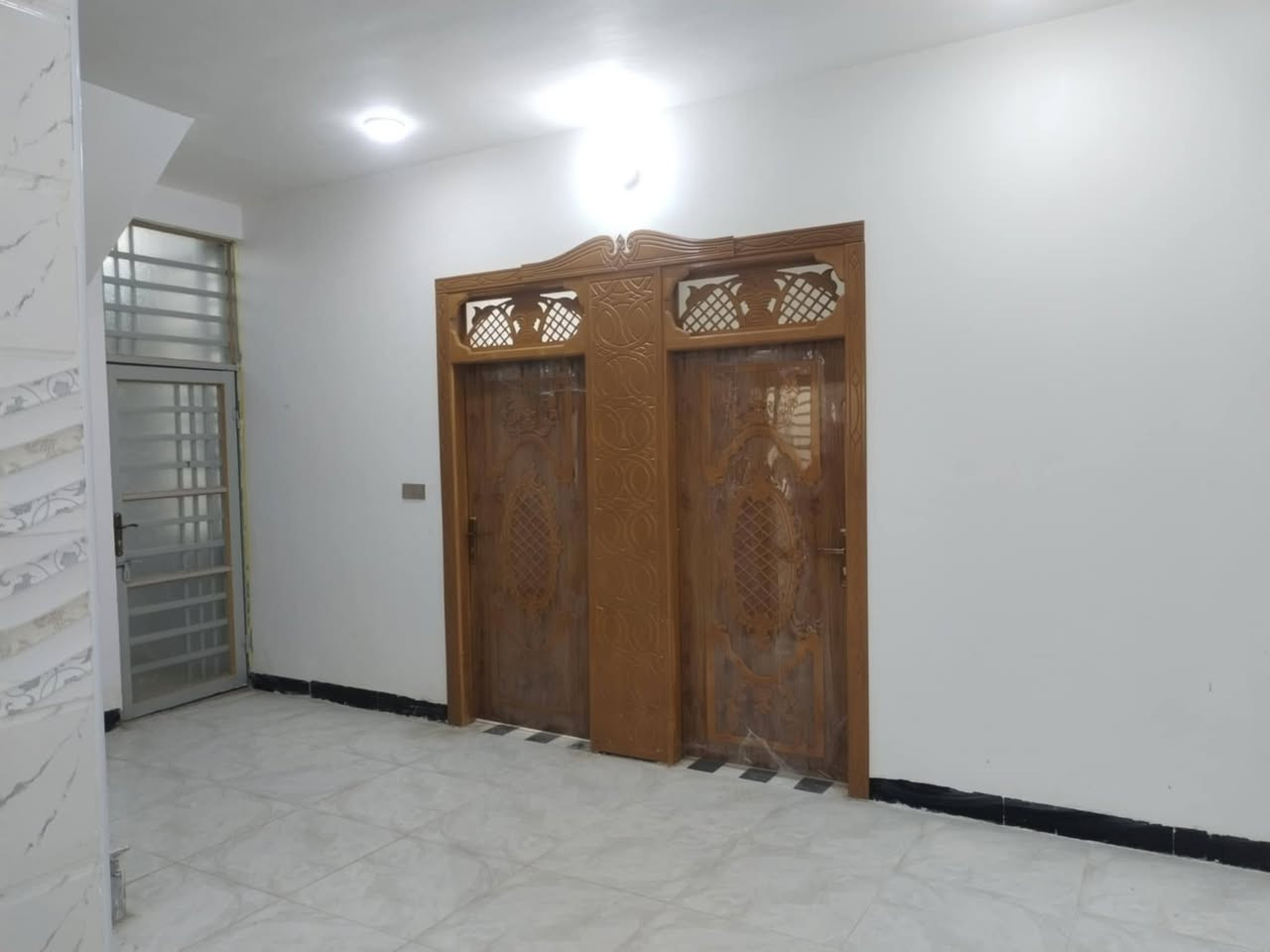 100 متر السعر الكلي 40 
مقابل ملحق قرية الغدير
مقدمه 20 وكل شهر 500


**إذا كنت صاحب هذا الإعلان وتريد حذفه لأي سبب، رجاءا أرسل رسالة إلى الدعم الفني**