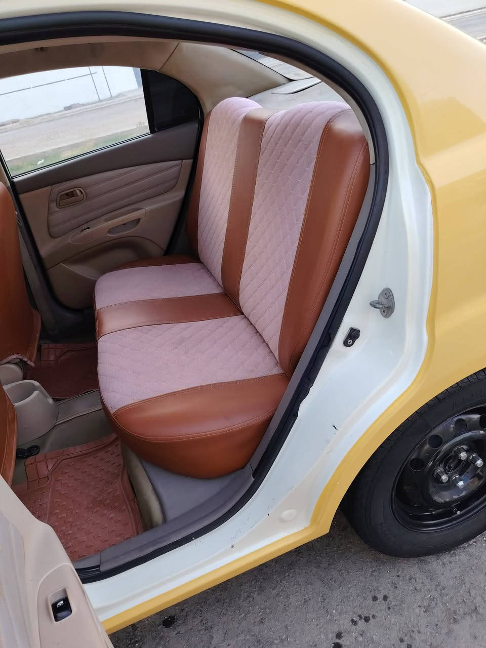 🚗 للبيع كيا ريو 2009
📍 رقم صلاح الدين - مشروح وطني - مدور في كربلاء

✅ منظومة تبريد جديدة وتبريدها ثلج 🥶
✅ حدادية جديدة
✅ كير عادي
✅ سيارة متعوب عليها
✅ ثلاث قطع صبغ

💰 السعر: 7200 دولار (قابل للتفاوض للجادين)

📞 رقم الجوال: ***********

الله يبارك للمشتري وصاحب النصيب.
