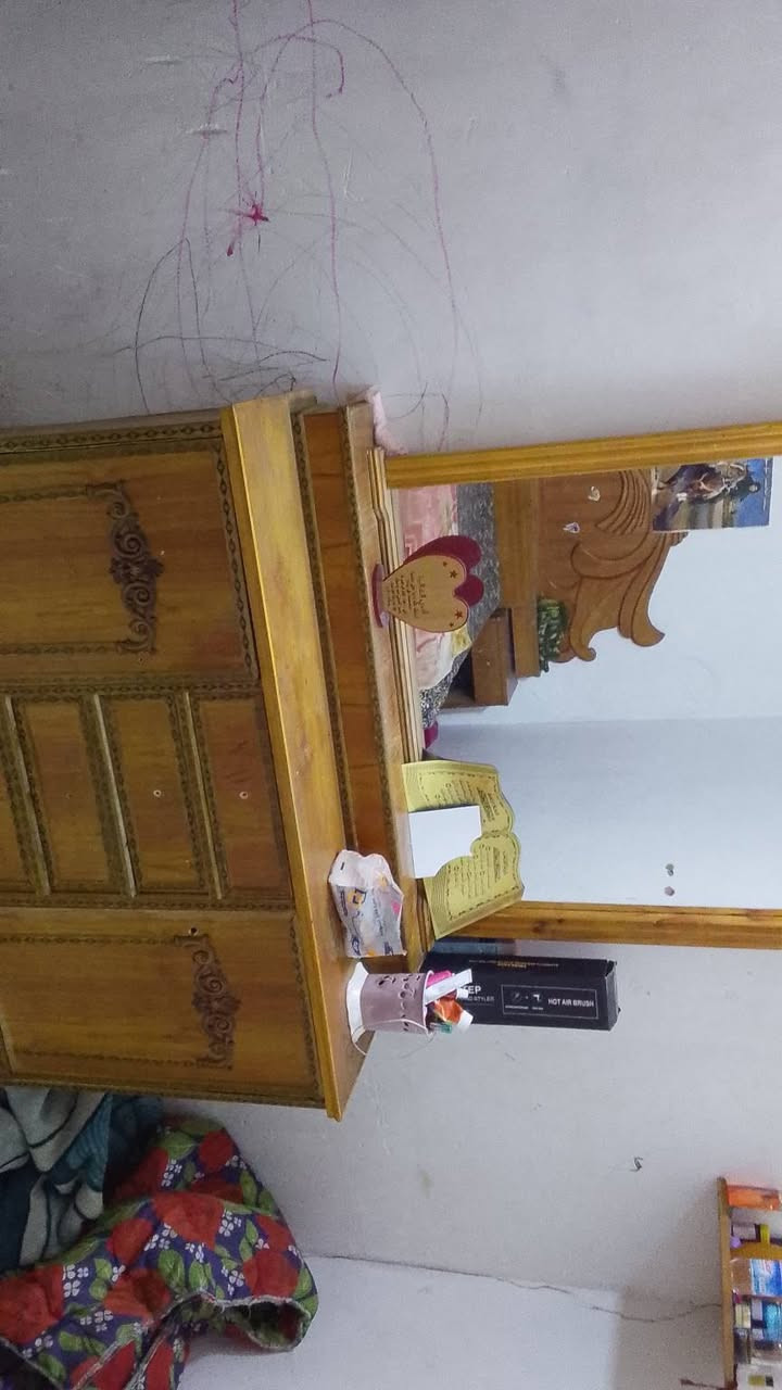 ميز مراية و جرباية ب١٧٥
تواصل ***********
