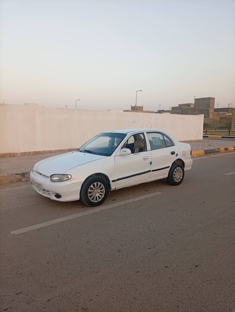سلام عليكم اكسنت موديل 99 رقم بغداد بسمنة سنوية 31 كير محرك كفالة صدر خلفي امامي جديد  باتري جديد تاير نص عمر ويل كب كهربائيات كلة شغال تبريد عوزة كبريسر كير وتو العنوان واسط العزيزيه رقم الهاتف *********** السعر 35 وبيهة مجال

