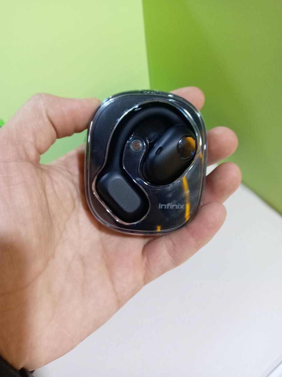 سماعات أيربود صناعة شركة امفنكس
الأصلية مخصصة للألعاب البوبجي وغيرها
محيطية دقة عالية
1_ تصميم جديد مفتوح الأذن
ارتداء مريح وأمن
2_ LEDمعلومات البطارية عبر الشاشة
3_ جودة صوت ممتازه
4_ يدوم شحنها 30 ساعة متواصلة
5_ أتصال سريع وتشغيل بلمسة واحده

الحجز في الخاص
يوجد توصيل لجميع المناطق
زورونا في مكاننا
كوت الجديدة نزلت بيت حايف
***********
مكتبة الأمل
