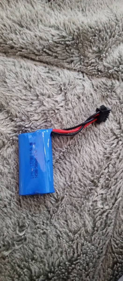 بطاريات بهل الشكل+ كيبل شحن كلهن ب30


**إذا كنت صاحب هذا الإعلان وتريد حذفه لأي سبب، رجاءا أرسل رسالة إلى الدعم الفني**