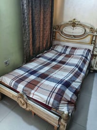 جربايه • سرير • طبله مرمر • طاوله مرمر • طاوله كبيره • طاولات صغيره • ...
