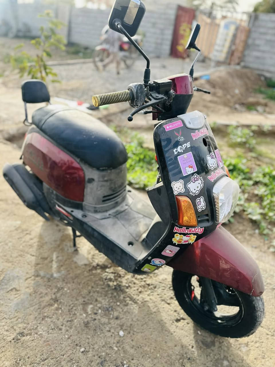 سلام عليكم بوليس كابريتر البيع مراوس
دراجه بيها مكينه حاويه بلاديه بس كفر مبدل 

نقصها باتري هندر واحد مكينه متنسمع حلوه 

سعر 350 مكاني بعقوبه هـ ***********
