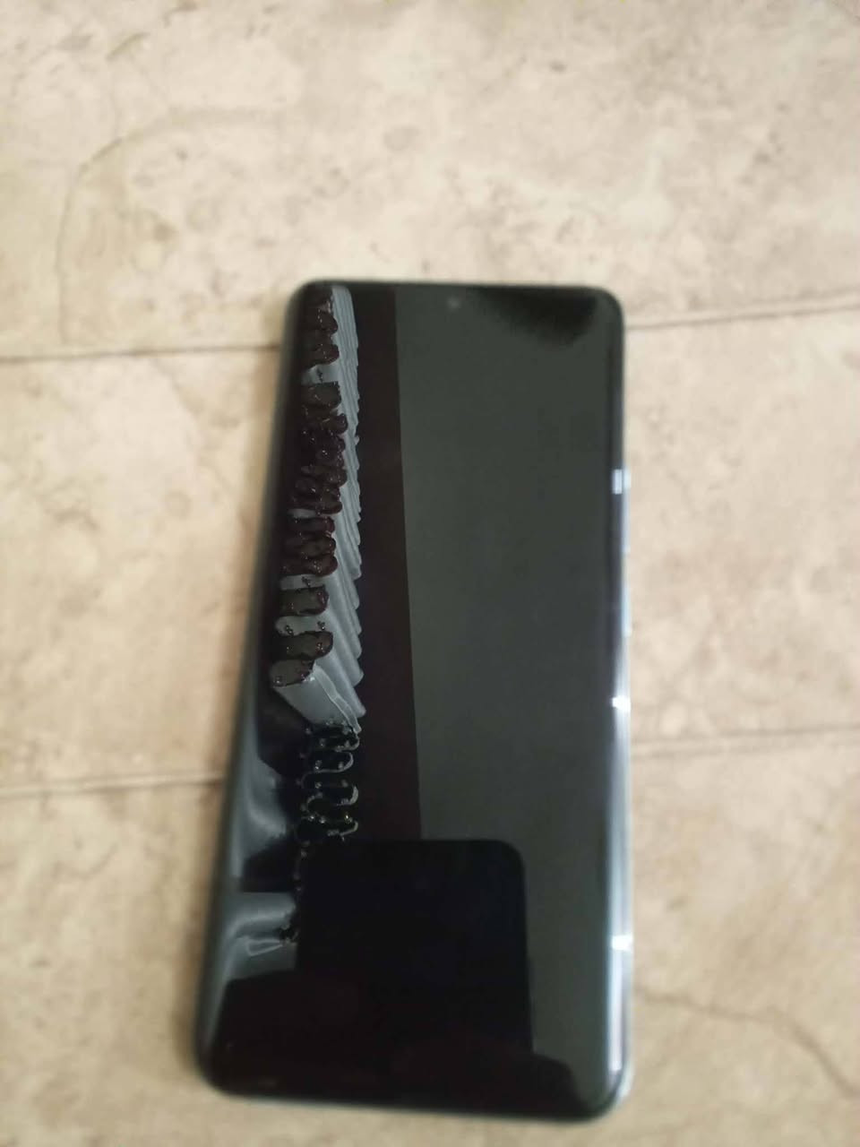 السلام عليكم للبيع جهاز هونر 90 مواصفات كامله اللي يريد الجهاز يجي واتساب *********** واتساب و*********** واتساب نضافه 95٪
