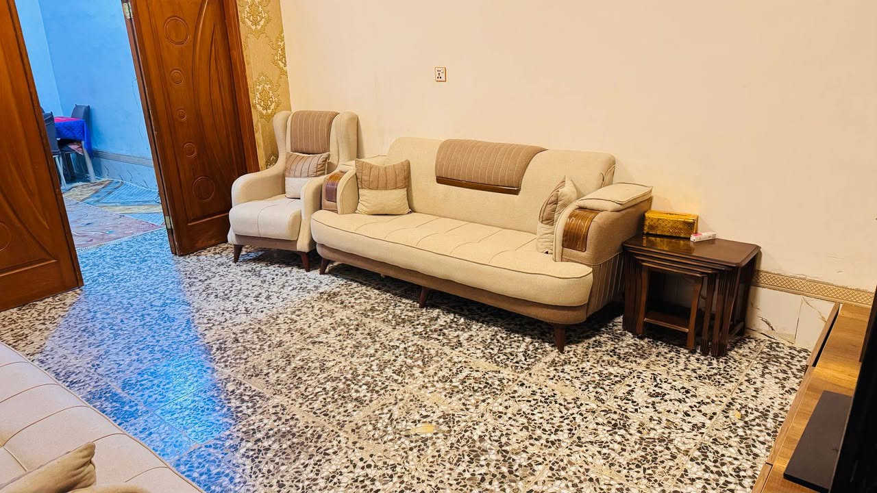 الدار للبيع 120 متر طابق ونصف
بناء درجة اولى اساس وسقف كونكريت 
افضل المواد مستعمله لبناء البيت
عالي عن الشارع طابو زراعي سند 25
العنوان
كوفه سهله خلف مجمع شبيلي مسافه قليله عن تبليط المجمع
السعر 52 مليون وبي مجال
الاستفسار *********** واتساب 

مستعدون لأستقبال عروضكم التجارية والزراعية والسكنية
