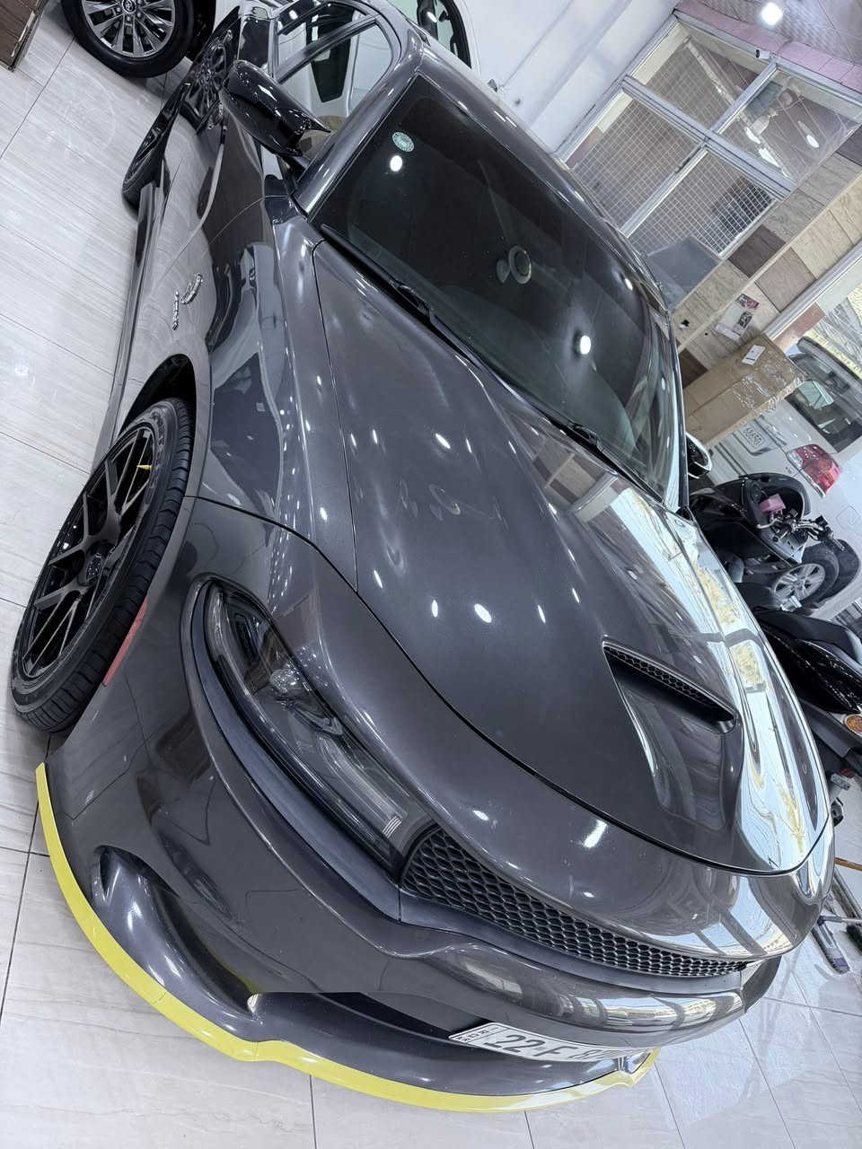 جارجر -2021-8-Rt-هيمي--***********
بجم كبس السياره فوك الجديده مخدومه
حادث خلفي باب او جاملغ خلفي ايرباك برده
السياره مخدومه من كلشي صدر تخم تاير هزه سنويه كله جديد
كل التفاصيل الي اتخص السياره موجوده داخل الصور
مكان السياره بغداد
