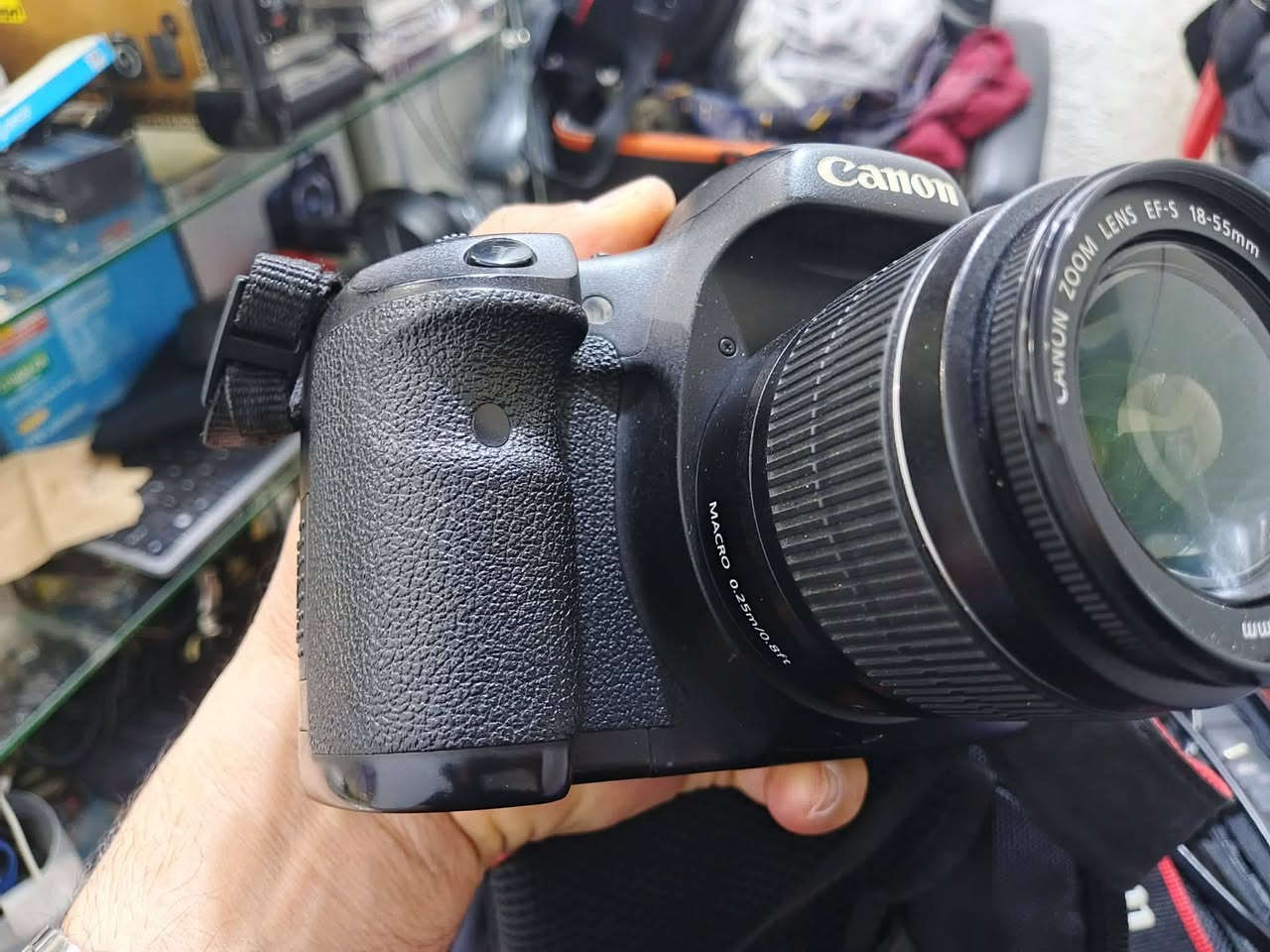 كانون 7D وياها عدسه 18-55 +رام هديه+جنطه +شاحنه +بطاريه


**إذا كنت صاحب هذا الإعلان وتريد حذفه لأي سبب، رجاءا أرسل رسالة إلى الدعم الفني**