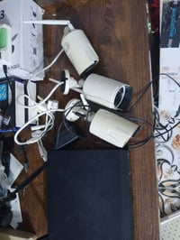 كامرات وايرلس • ٣ كامرات • دي في ار