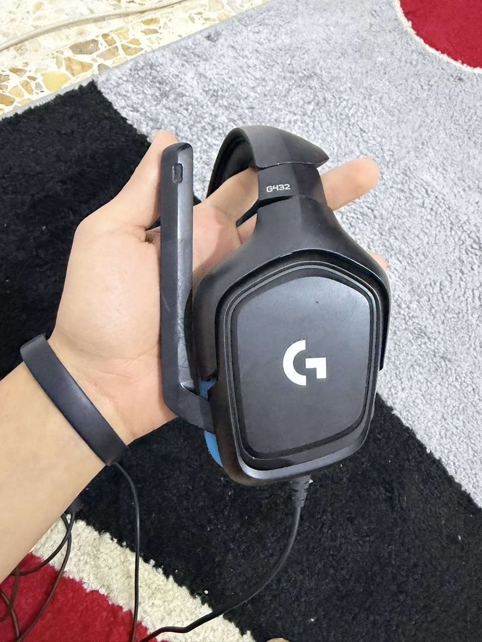 متوفره سماعه لوجتك نوع الموديل G432 مستخدمه اقل الشهر وبيهه مايك شغاال صوته خرافي وعالي جدا سعر السماعه 65 وبيهه
مجال


**إذا كنت صاحب هذا الإعلان وتريد حذفه لأي سبب، رجاءا أرسل رسالة إلى الدعم الفني**