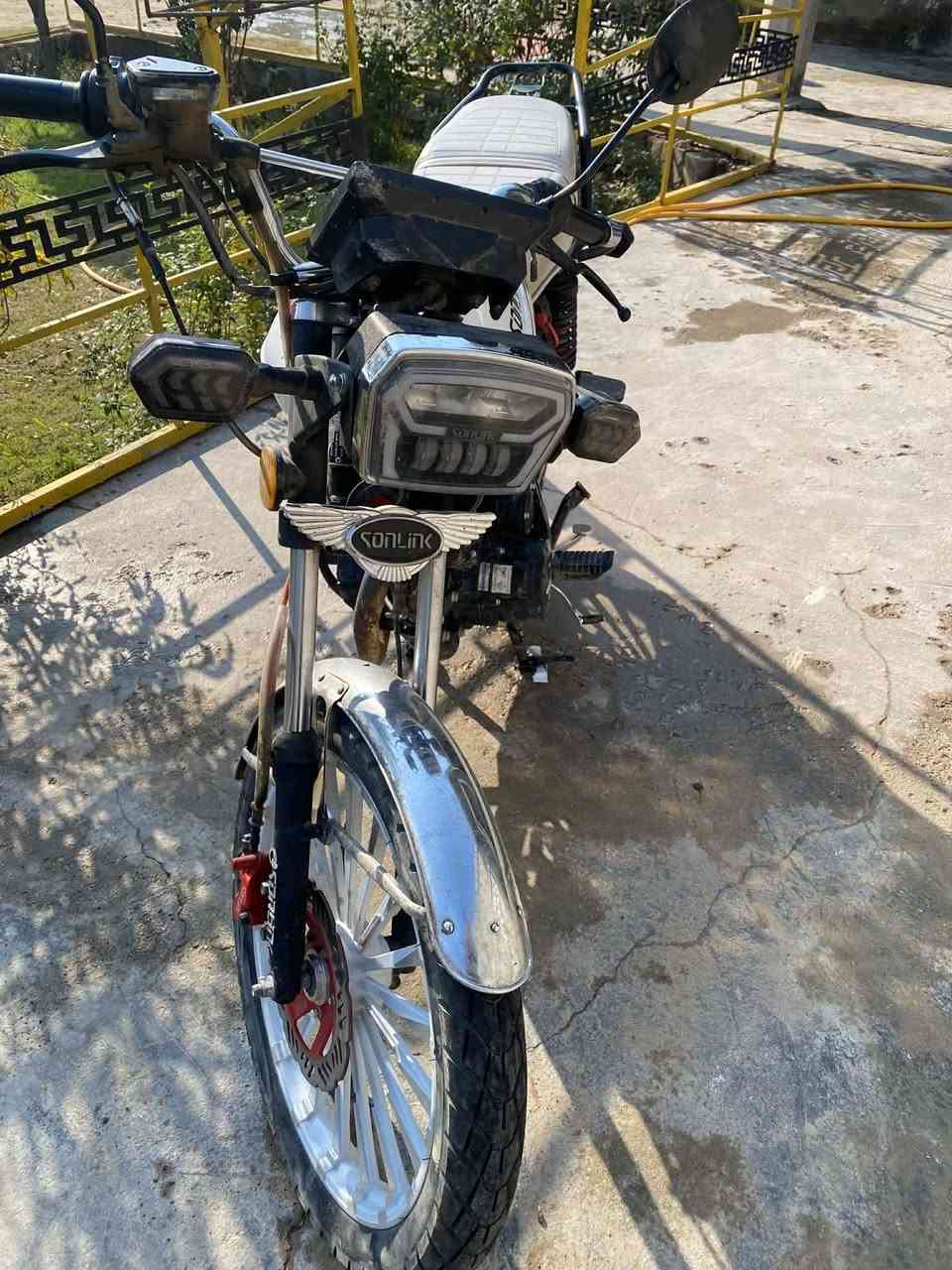 دراجه سفيان 2025 ما بيها أي نقص تحكم عن بعد السعر 700وبيها مجال المكان أبو غريب  منطقه الشيحه ***********
