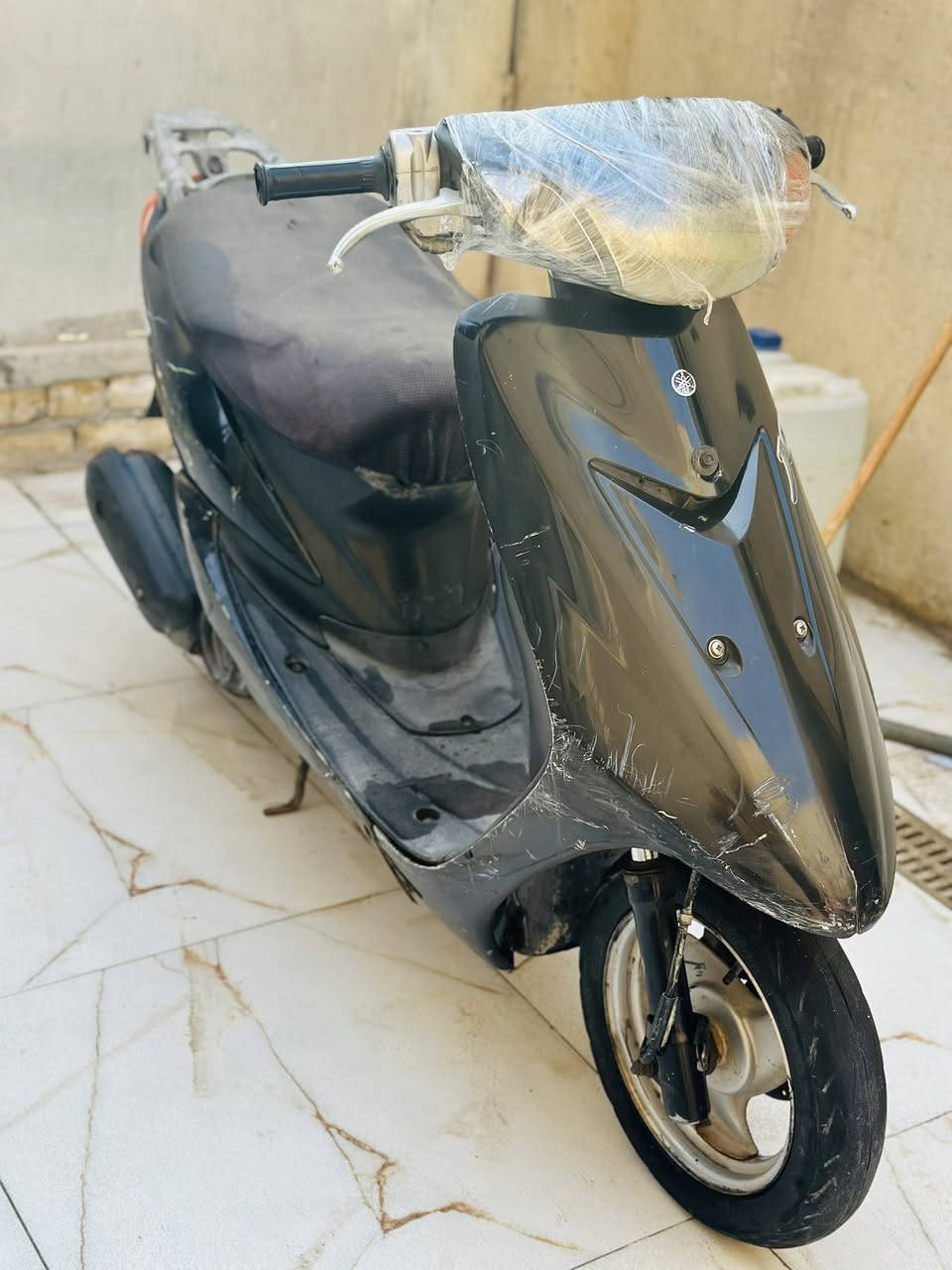 سلام عليكم دراجه عصفوري للبيع جاهزه ما نقصه شي كله شغال سلف هندر اشاير هورن لايت بكلايت كله شغال شلعه او مشي خير من الله مكاني ناصري مركز 
رقم *********** 
سعره 175 او بيه مجال
