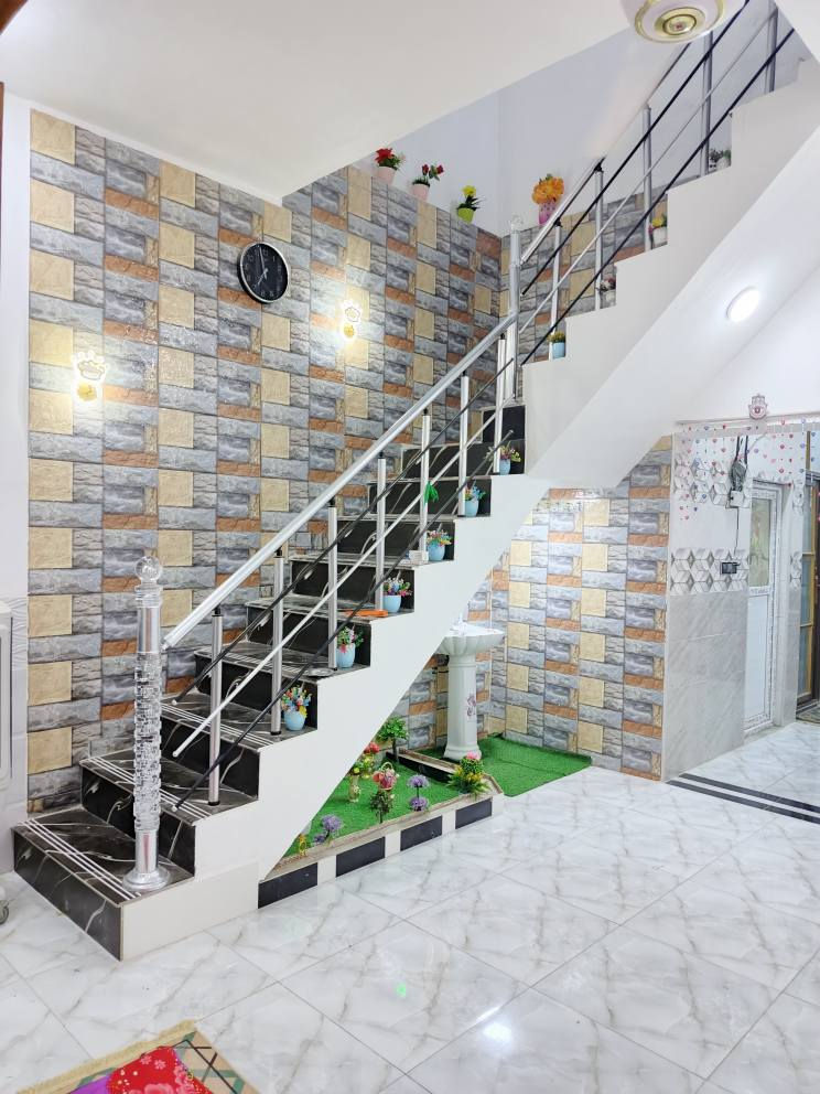 عروض النجف 📢بيت مساحه 100متر النداء شريط الموظفين ينباع مبادرة وينباع نقد طابق واحد يحتوي ؏ _استقبال وصاله ومطبخ وغرفه وصحيات داخليه وخارجيه استفسار خاص(***********) النجف, العراق
