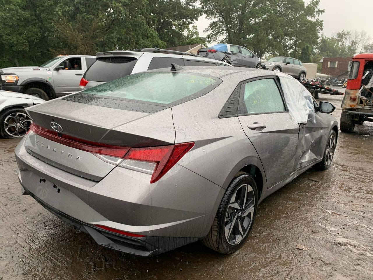 هيونداي النترا (2023) أسمنتي 🩶🔥
وارد أمريكي مواصفات 
حساس خلفي
كاميرا خلفية
رادار أمامي
تحذير تصادم
تنبيه الخروج عن المسار
حساس جانبي بالمرايا
كِشن تدفئة
تشغيل عن بعد
شاشة جبّارة
هاند بريك بصمة
دخول ذكي بدون مفتاح
دبل بصمة
ماشية 42 الف
السيارة حادثها باب عكس السائق مبدّل نفس اللون بدون صبغ، فقط صبغ شوية من الدوسة جوّة الباب، الباقي مكفول، الكير والمحرّك كلهما مكفولين، السيارة حلوة وجاهزة شغل واطلع
السعر 173 وبيها مجال بسيط

مكاني: بغداد 
للاستفسار الاتصال على: ***********
