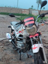 دراجه سنكي لبيع موديل 19 محرك 150 نضيف  محرك مفتوح مره وحده ويا بصمات ...