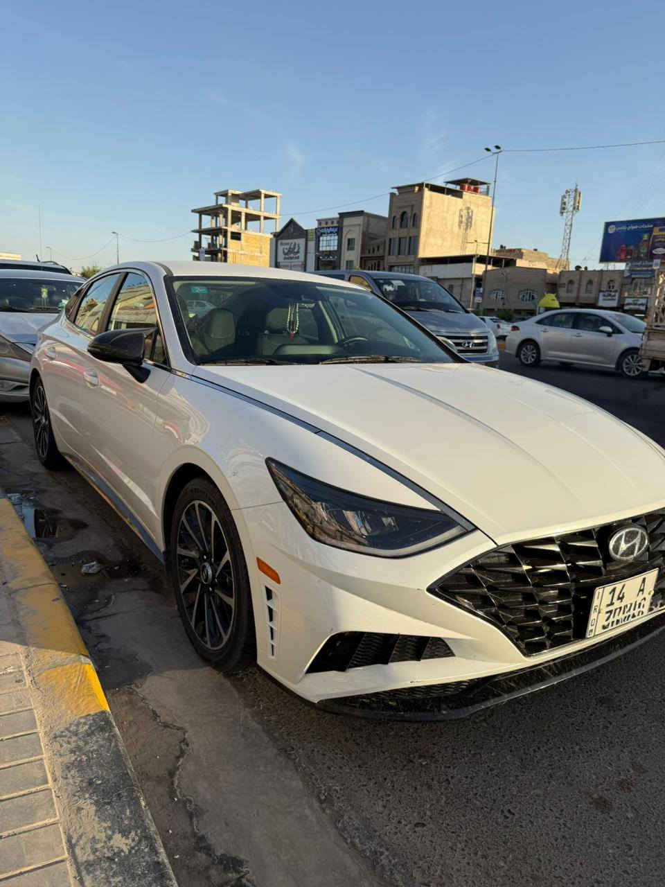 سلام عليكم سوناتا موديل 21 كفاله عامه كلش وحلوه وجديده جاهزه من كلشي رقم بصره محرك 2.500 رقم ***********

