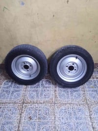 زوج تايرات • مقاس 13 • نجف حي ميلاد