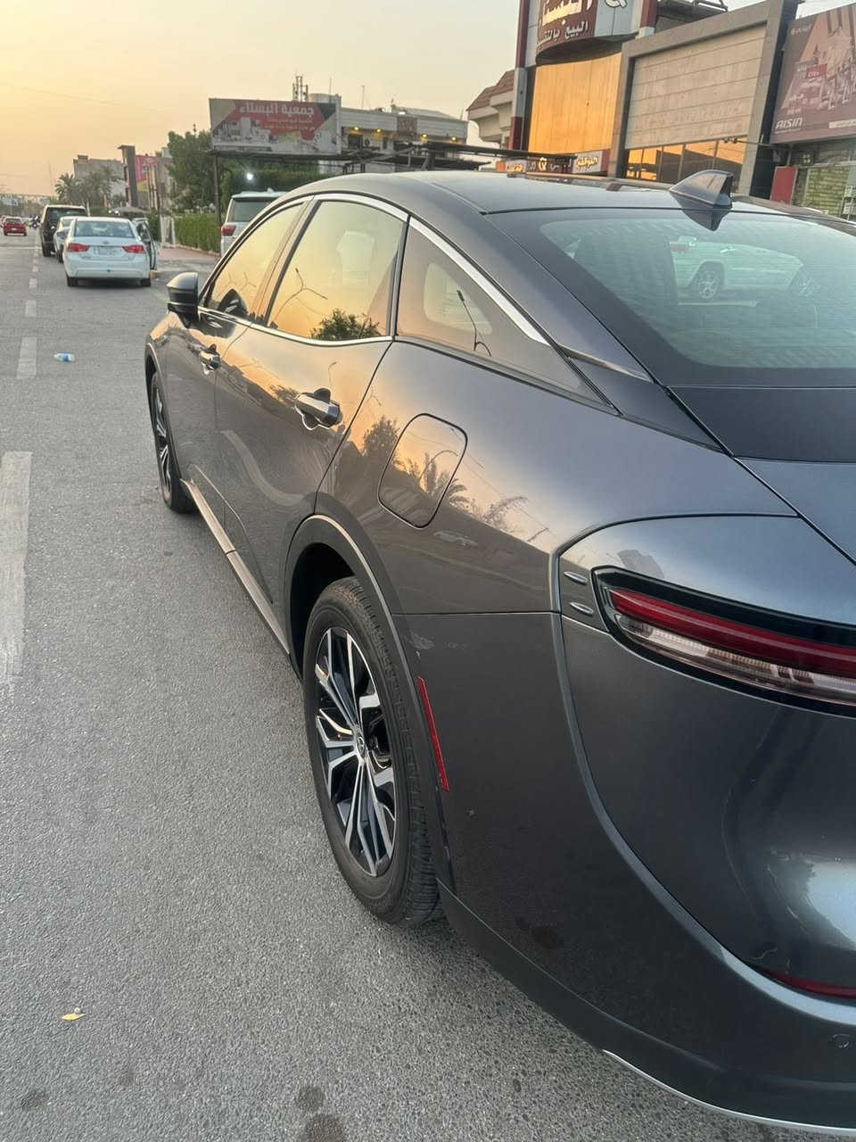 السلام عليكم
للبيع تويوتا كراونXLE... هايبرد ( لمتدد ) 2024
المسافه المقطوعه 26 كيلو 
فول مواصفات 
بصمة 
بانوراما حام 
فور ويل
رادارات 
حساس امامي خلفي
هاند بريك دكمة
مقاعد جلد كهرباء ميموري تدفئة تبريد الكشنات 
رقم انكليزي جديد هزة جديدة سنوية جديدة
الضرار تبديل باب خلفي وراه الصدر صبغ وجاملغ امامي بارد قليل 
مكان السيارة بغداد شارع فلسطين 
 السعر285وبيها مجال 
***********
