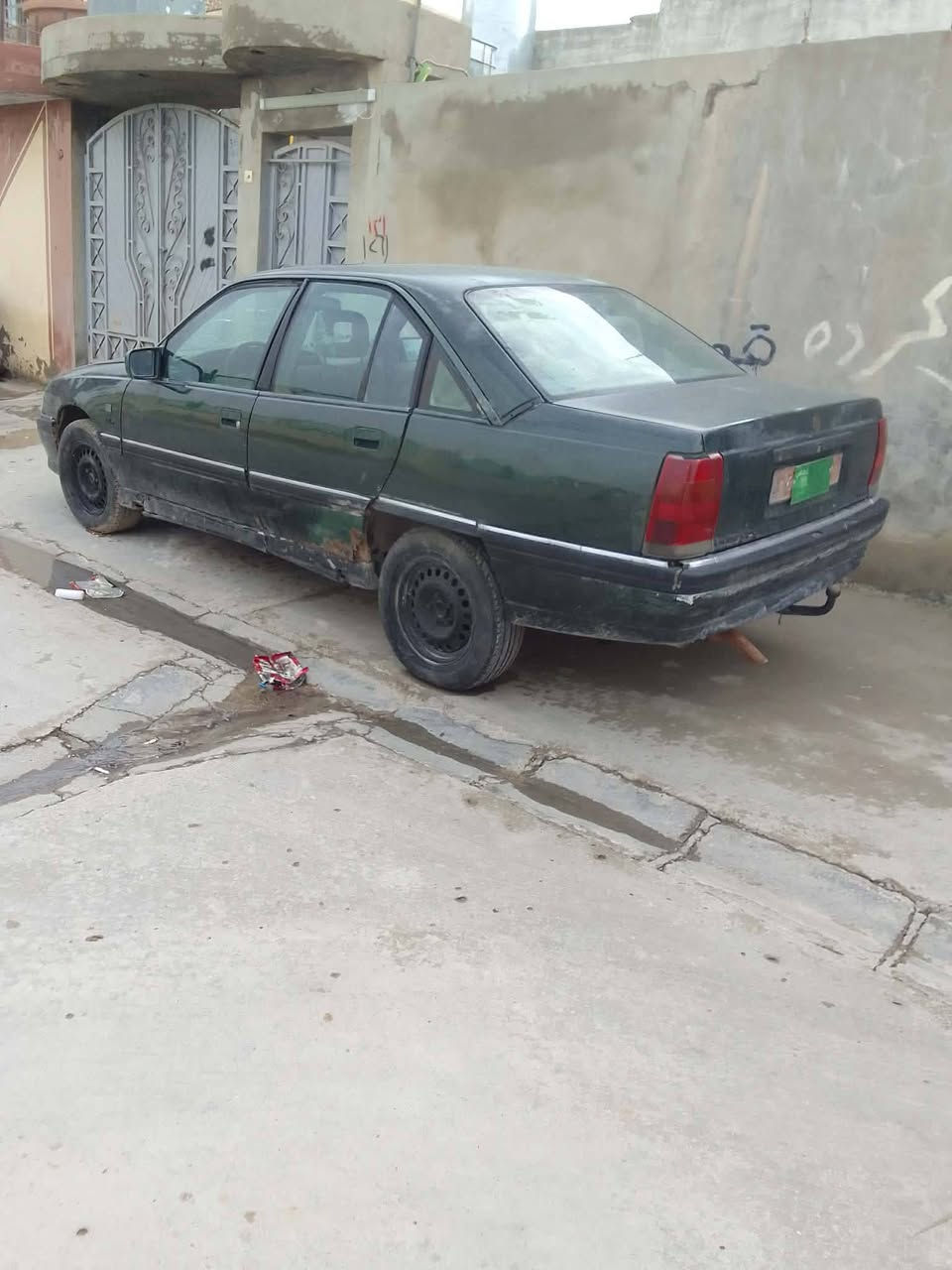 السلام عليكم
اوميكا حجم 20 
كير ومحرك شرط 
كوبون بانزين بيها 
السعر 22
مكانها موصل ناحية زمار
(بيع او معارض) 
للأستفسار 
*********** كورك
*********** اسيا
