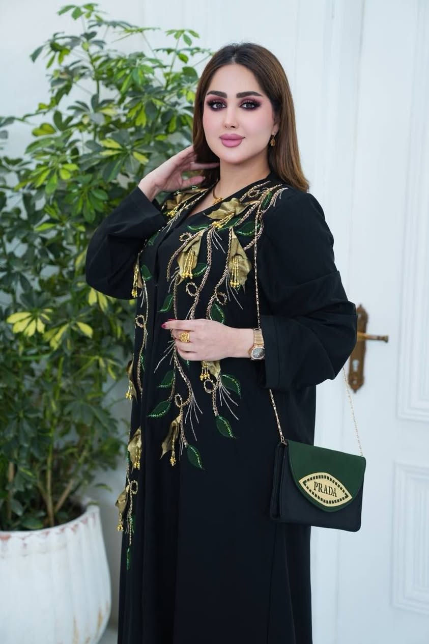 👇👇بسم الله توكلنا على الله  👇👇
ف
👌👌 ومازال لدينا إبداع لم يصل إليه أحد 👇

#أحدث صيحات الموضة العالمية👍

🎗️عباية صنع امارتي أصلي😍

🪄الشغل شك يدودي + حفر ليزر 🪡🧵
✨الأقماش حرير اصلي 💯
🎗️مڪون من 3️⃣ قطع 
 ⤶عباية
 ⤶حزام
 ⤶حقيبة 👜 

#هالة

🎗️التلبيس :- من وزن 60 الى وزن120
🎨🎨 الألوان:-
← وردي
← ذهبي
←مشمشي

💸 السعر :- خاص للاستفسار واتساب ***********
