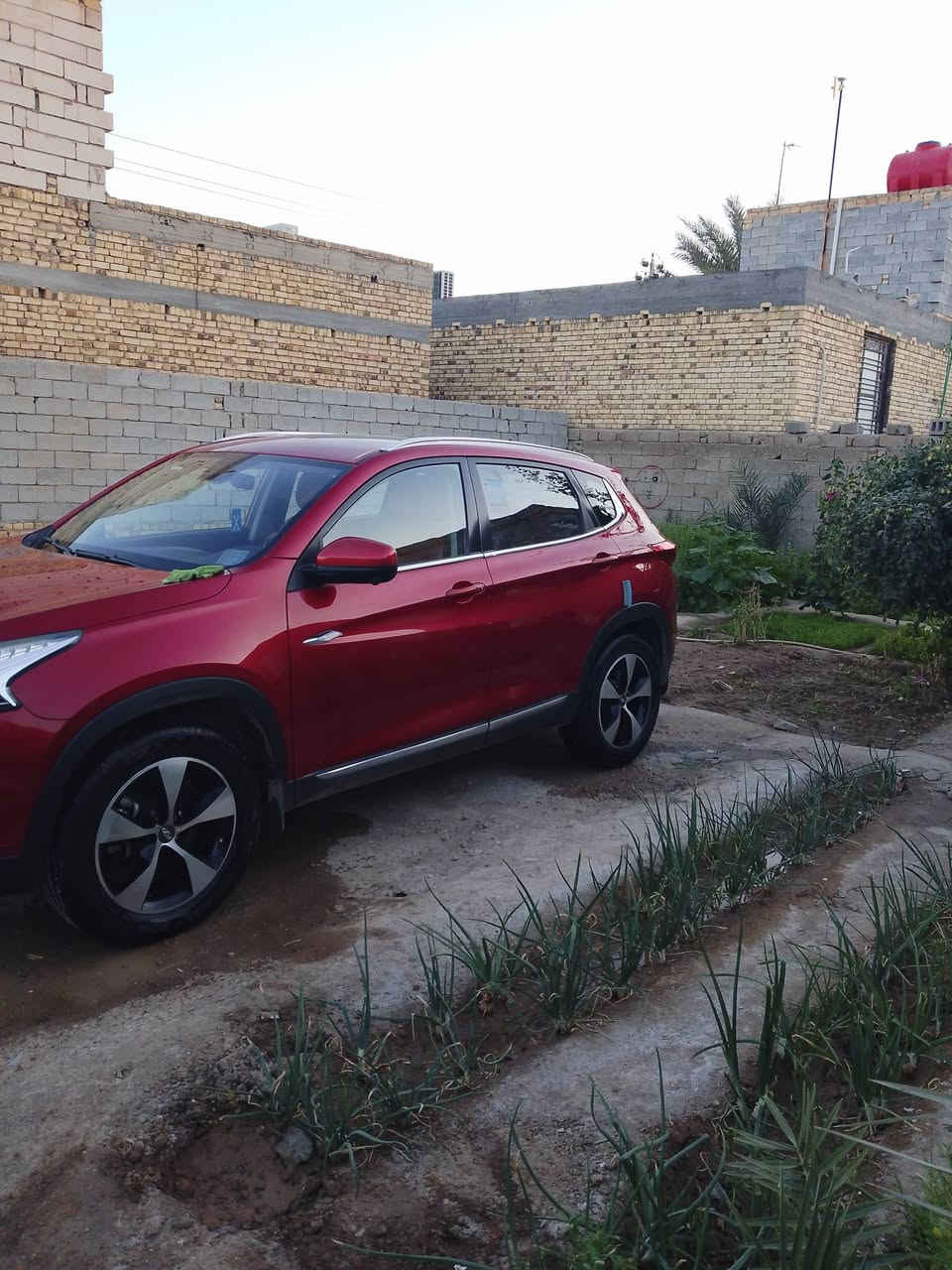 السلام عليكم سيارة للبيع تيكو 7 سفن موديل 2020 سيارة مكفولة فول مواصفات 4كامرات دوارة+ارباكات+حساسات+شاشه+تبريد قطعتين. حداديه واحد على واحد.
السعر 135 وبيه مجال لشراي 
***********
