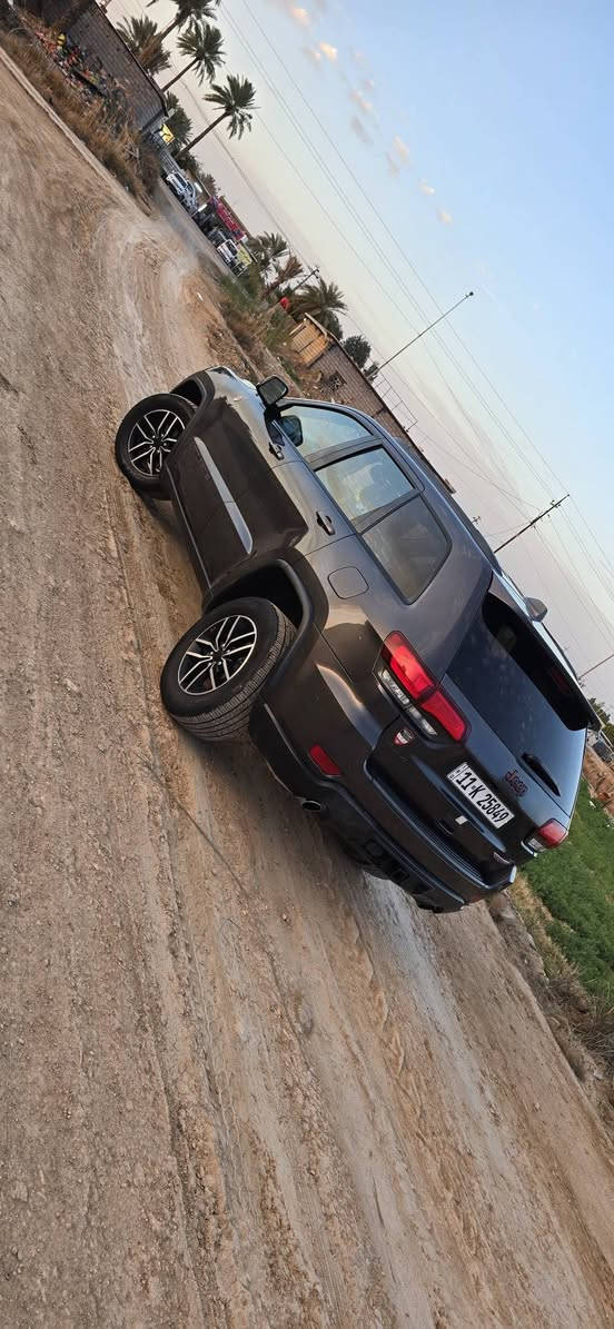 سلام عليكم جيب موديل ٢١ أعلى فئ بل مواصفات ماشيه ٨٠ رقم بغداد بسمي سياره حيل جديده حادثه رش صبغ بل بنيد وجاملغ فقط بدون داخل سياره حيل جديده الله شاهد *********** *********** مكان بابل
