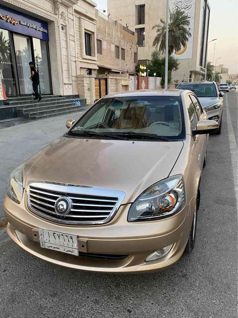 جيلي مابل ذهبي استعمال شخصي نظيفه وجاهزه فقط الدعامية الامامية مصبوغه وشخوط بسيطه جدآ مديل 2013 رقم بصرة وباسمي السعر ٨٠ روقة وبيه مجال للتواصل *********** البصرة, العراق
