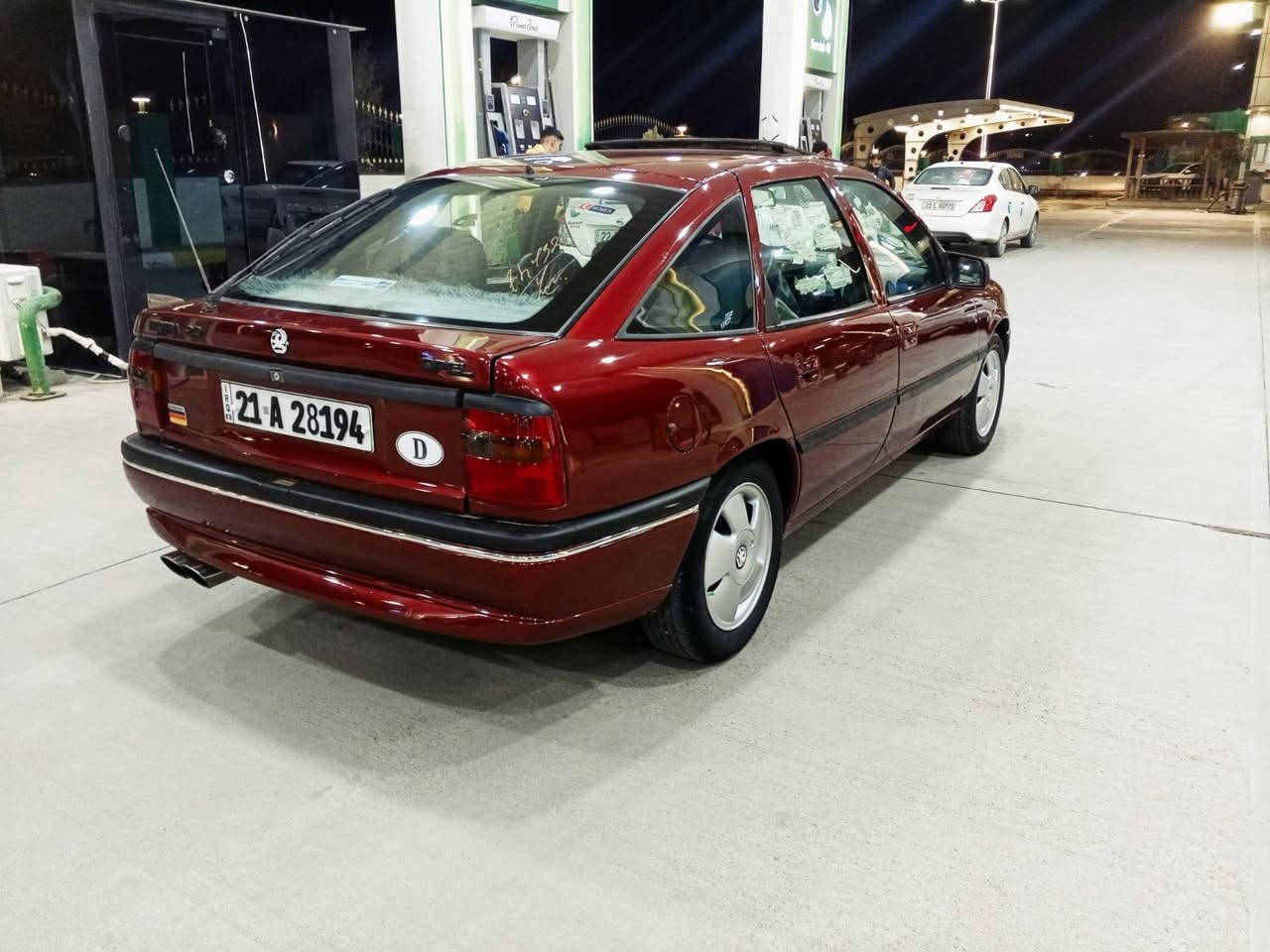 اوبل فكترا موديل 1995 محرك 20 
صياره فول موصفات تبريد بس كير عادي
رقم سليماني دولي سنه ويه جديد لحد 28
شرت تحويل أو وكاله بدون غرامه 
دفتر بنزين موجود 
محرك كير صدر تايرات كله بشرت 
بدون ضرر بدون تبديل بدون دواخل 
بدون شعار بدون غياص 
صعر 48 بي مجال قليل عشرايي 
***********
*********** كركوك, العراق
