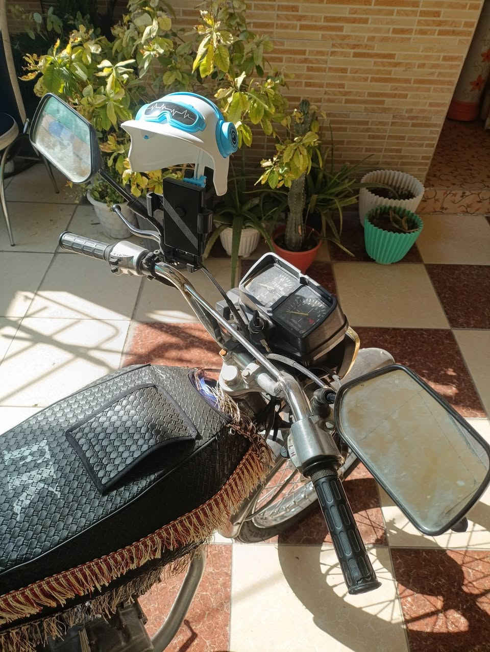 تايكر للبيع تيرات جديده ويل جديد كهربائي كله شغال السعر ٢٧٥الف عنوان فرمان باران اتصل ***********
