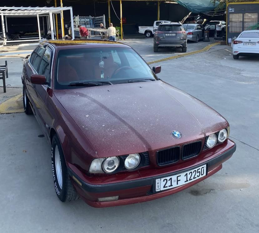Bmw 525
مۆدیل 1990
سەنەوی و ژینگەی  تازەئە
٤ جام کارەبا
تەبرید سارد وگەرم
Abs
پێش پان
سعری  50$  مەعمەلە 
ئەدمین❤️
***********
