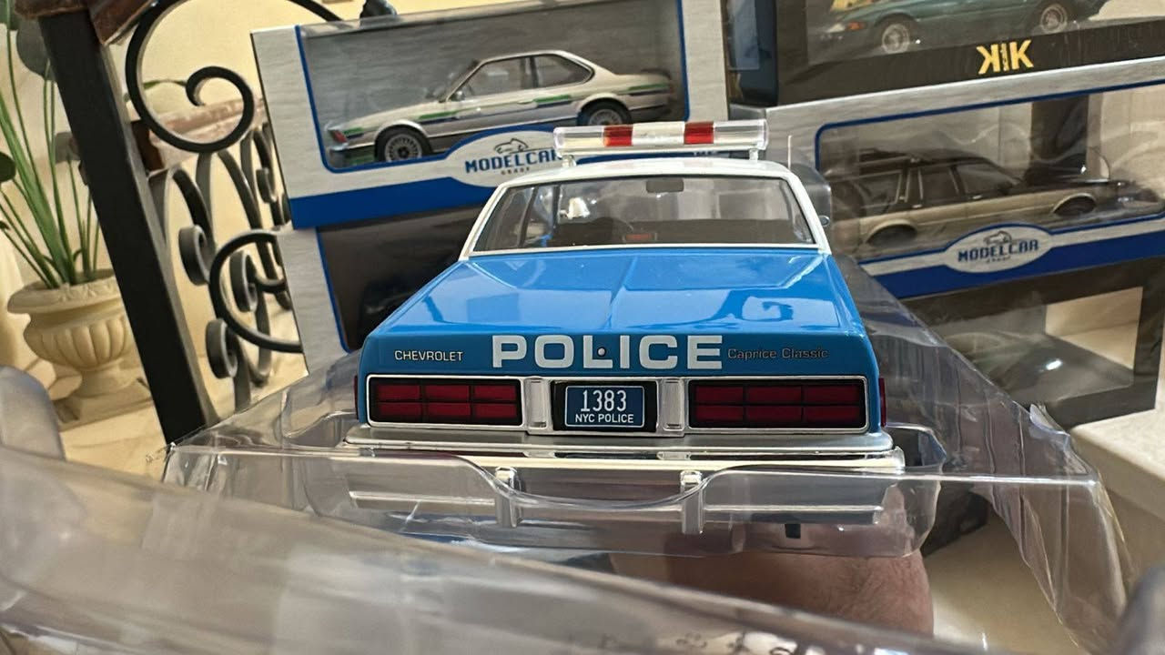CHEVROLET Caprice – New York Police Department 1987 🚨🚧
MCG 1/18


**إذا كنت صاحب هذا الإعلان وتريد حذفه لأي سبب، رجاءا أرسل رسالة إلى الدعم الفني**