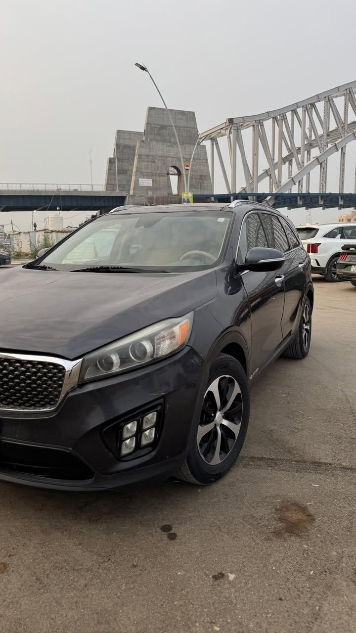 السلام عليكم 
سورنتو 2018 EX للبيع.        السعر 💸💵(( 193 ))
فول مواصفات   سته سلندر V6
بنوراما
ثلاث قطع تبريد
بصمه شاشه
كشنات جلد و تدفئه
تحكمات ستيرن
كاميرا دواره
حادثها بنيد ومبدل نفس ومصبوغ
وبيها بعض الملاحظات ⁉️ دحجة خفيفه بالباب والجاملغ الخلفي
ومقدمة البنورامه بيها فطر فقط

السياره ب اسمي مداور ثاني يوم 
رقم ذي قار حره

العنوان:📍 الناصريه مركز المدينه حي التضحيه
الهاتف: ***********
***********
