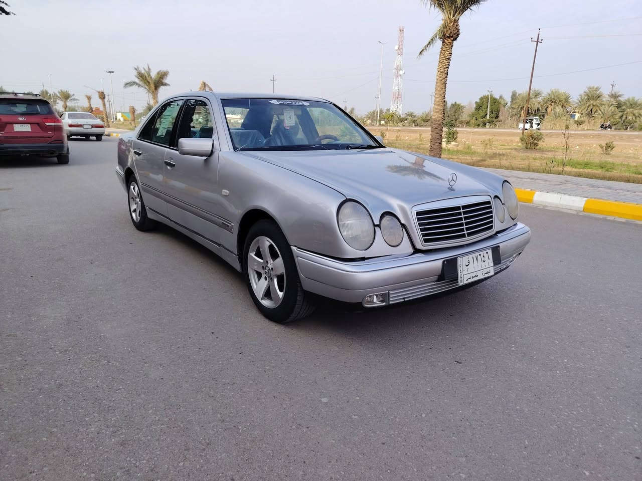 السلام عليكم مارسدس ام عيون موديل 1997 رقم بصره مشروع وطني تحويل مباشر سنويه لغايه 2028 تحويل مباشر مكينه 6سلندر بلاديه مكفوله من الضربه والعيب الشرعي قواعد دبلات بلاديات برانكيتات جاهزه من تخم تاير حداديه امامي وخلفي جديده تبريد فول مواصفات سياره  العنوان واسط السعر 74اتصال ***********
