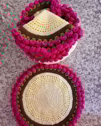 كروشية • مفارش • سلات