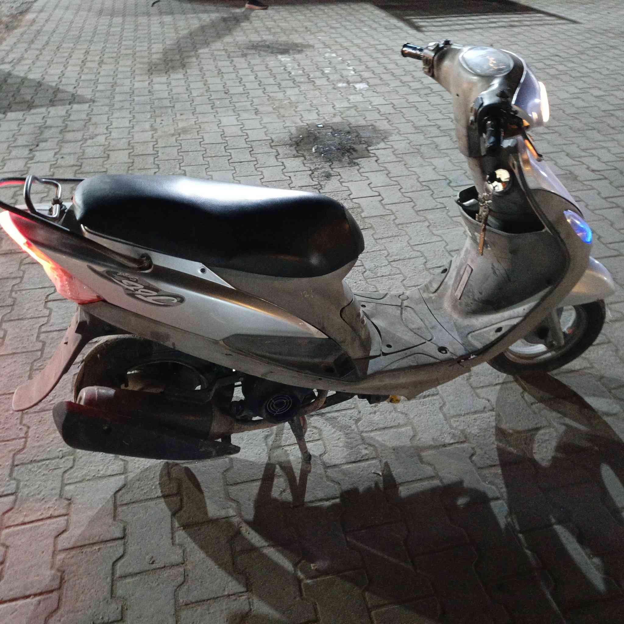 سلام عليكم 
دراجه ماكس منغولي البيع
نقص بس سلف نص هندر
السعر 550وبيهه مجال
***********
