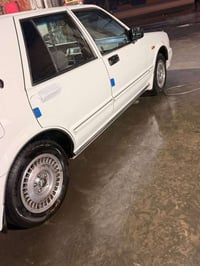 نيسان سدرك موديل 2001رقم بغداد انكليزي صاعده هزه جديده مكينه كير حدادي...