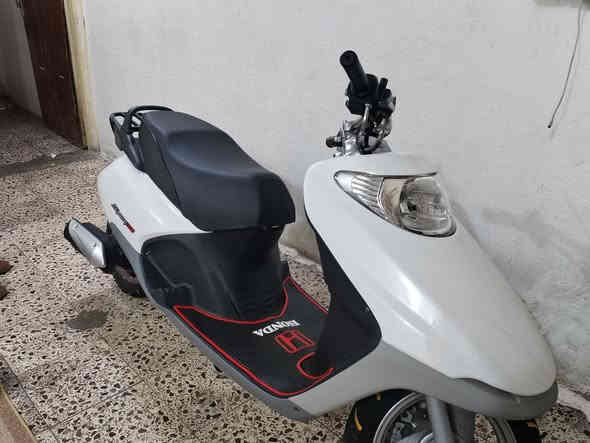 للبيع سعره 800 داراجه حلوه وجاهزه ***********
