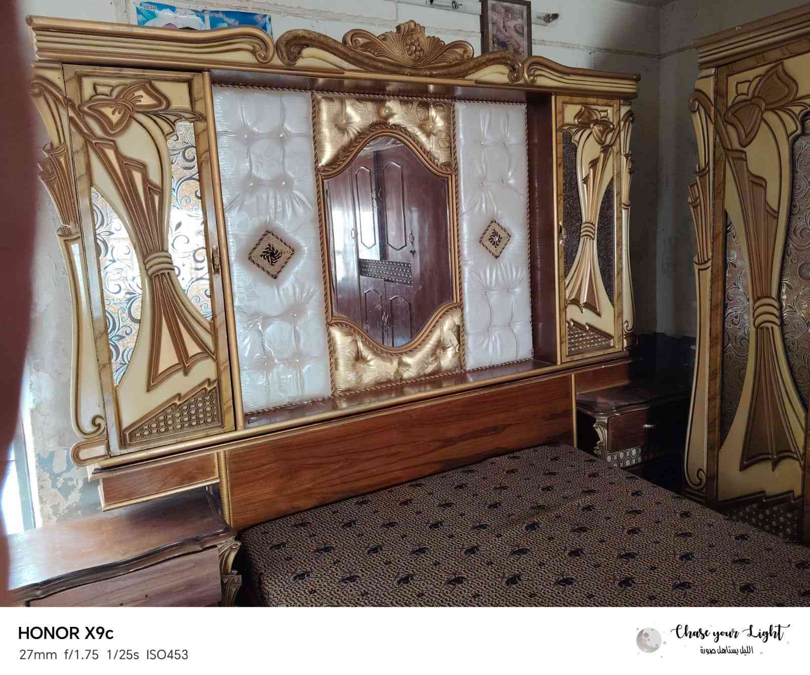 غرفه نوم مسرح نضافه ٩٠ بل ميه السعر ٩٠٠ وبيها مجال العنوان الرمانه*********** أو واتساب 

ادمن وافق
