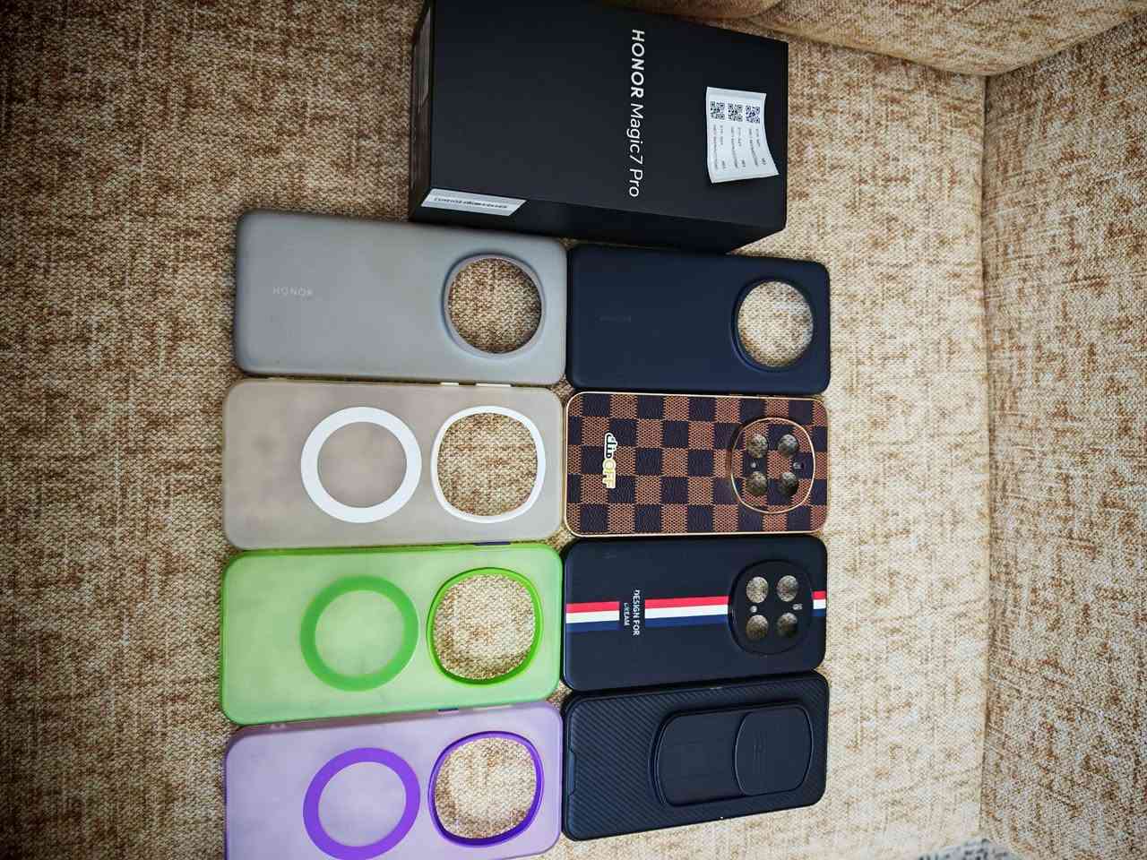 هونر ماجك 7 برو لون اسود نظيف 
ذاكره 512
كامل ملحقات كارتونه + شاحن 100 واط الاصليه 
مع 8 كفرات
السعر 850  
العنوان نجف حي ابو طالب


**إذا كنت صاحب هذا الإعلان وتريد حذفه لأي سبب، رجاءا أرسل رسالة إلى الدعم الفني**